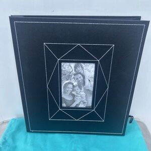 NWT Embroidered Black Photo Elegant Photo Album